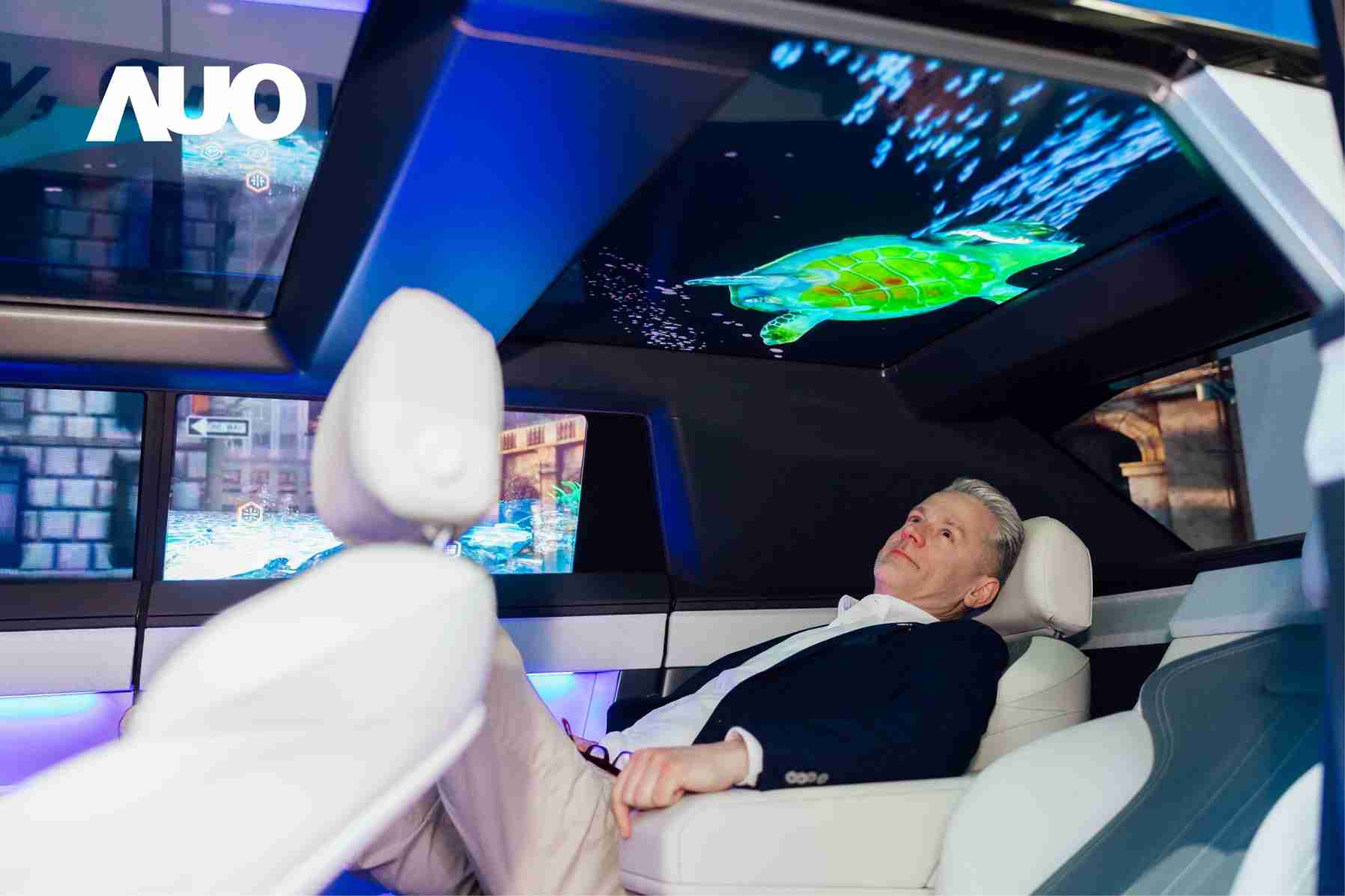 人生就是博Smart Cockpit 2025集Micro LED透明、、、、大型化、、可挠优势之大成，，携手BHTC打造未来视界的车用Display HMI解决方案